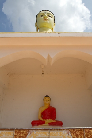A Buddhist temple in rural Sri Lanka